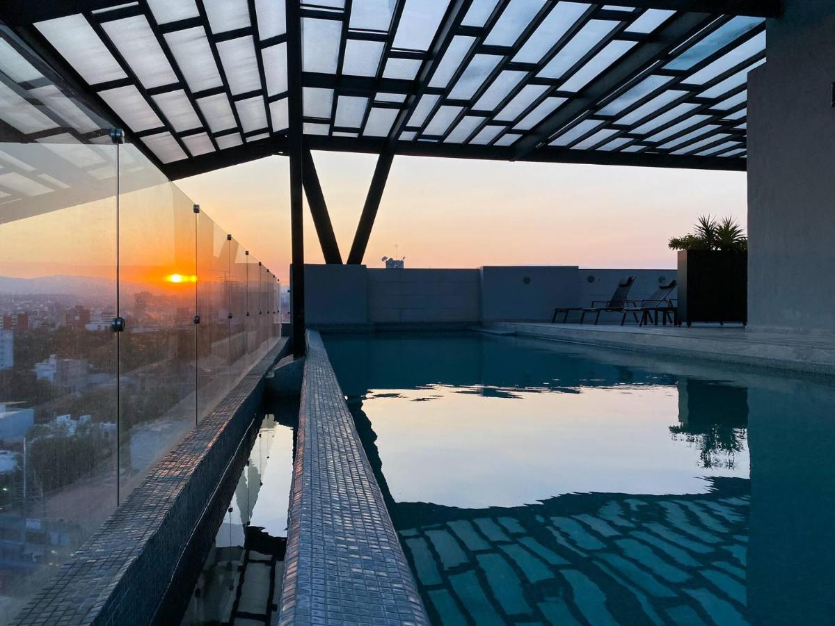 Luxurious 3BR in Roma Norte with Pool and gym - 2