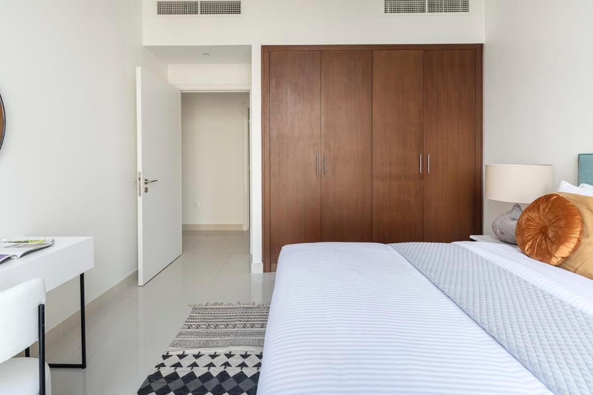 Frank Porter - Boulevard Crescent - 4