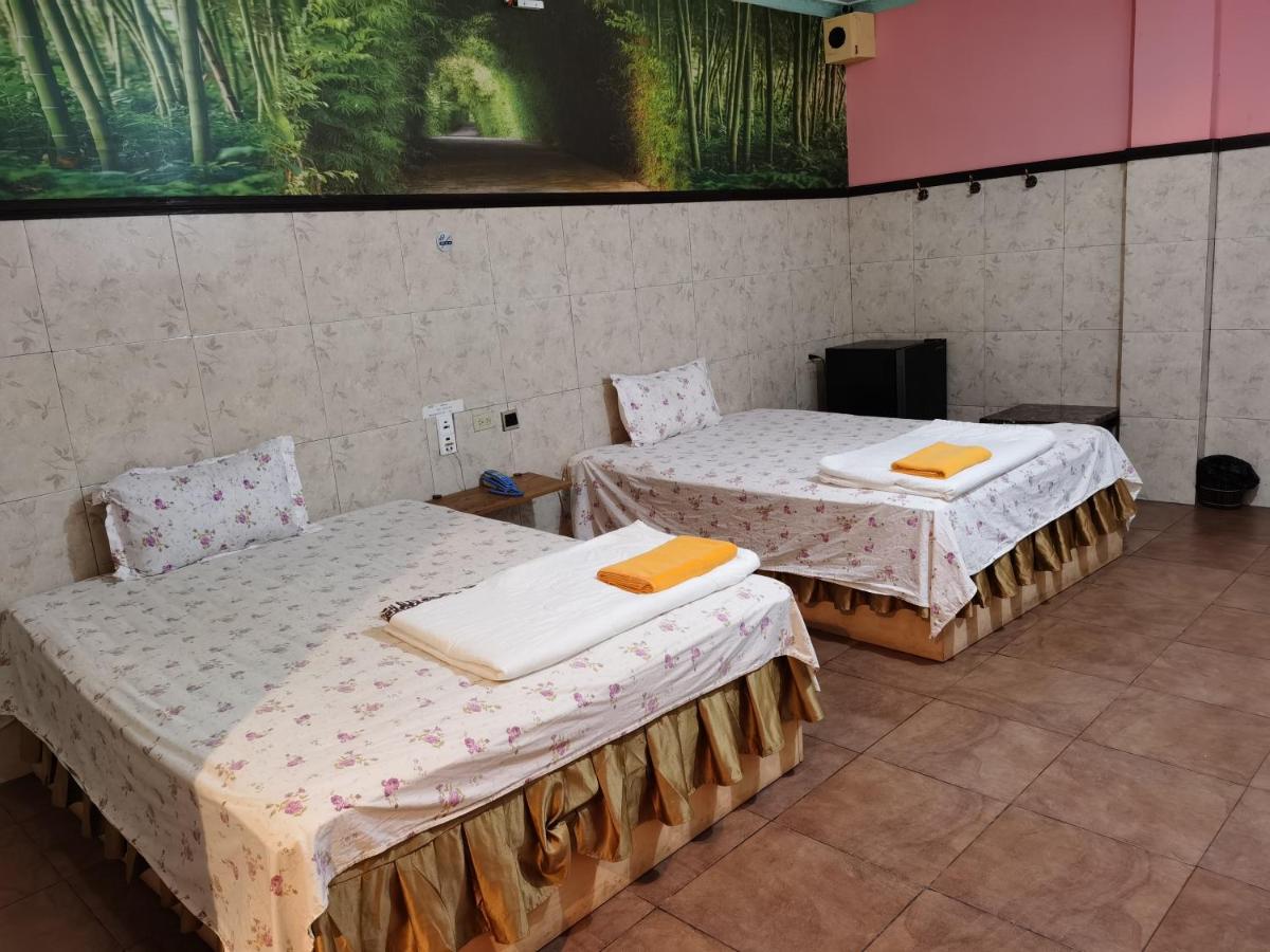 Red lantern guest house - 2