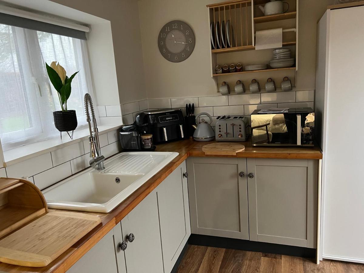 Cosy countryside stay near Bath with free parking - 4