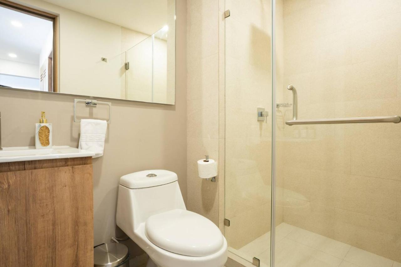 Luxury 2BR with Pool, Gym & Coworking - 2