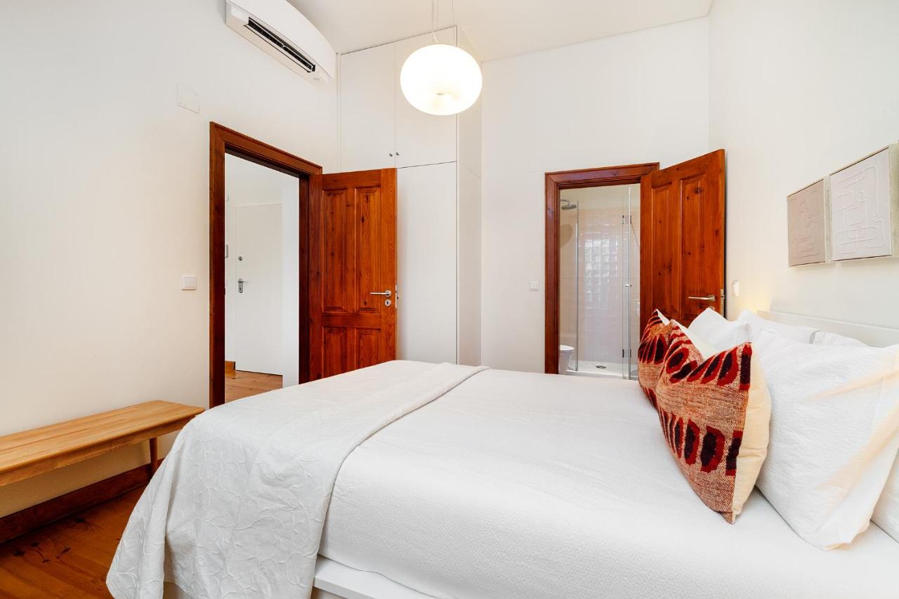 WHome Modern Comfort in Old Lisbon - 2