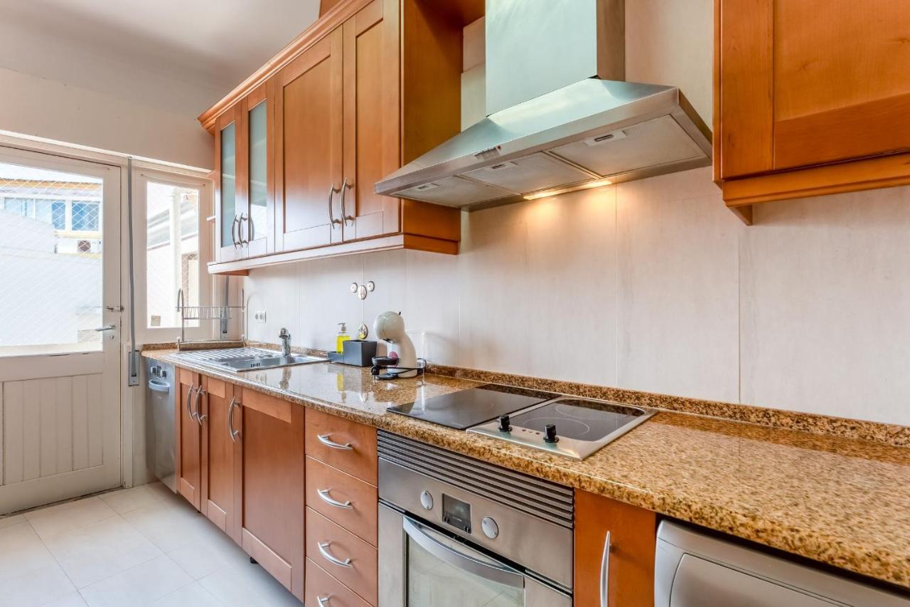 Cosy 2Bdr Flat in Faro Downtown by LovelyStay - 2