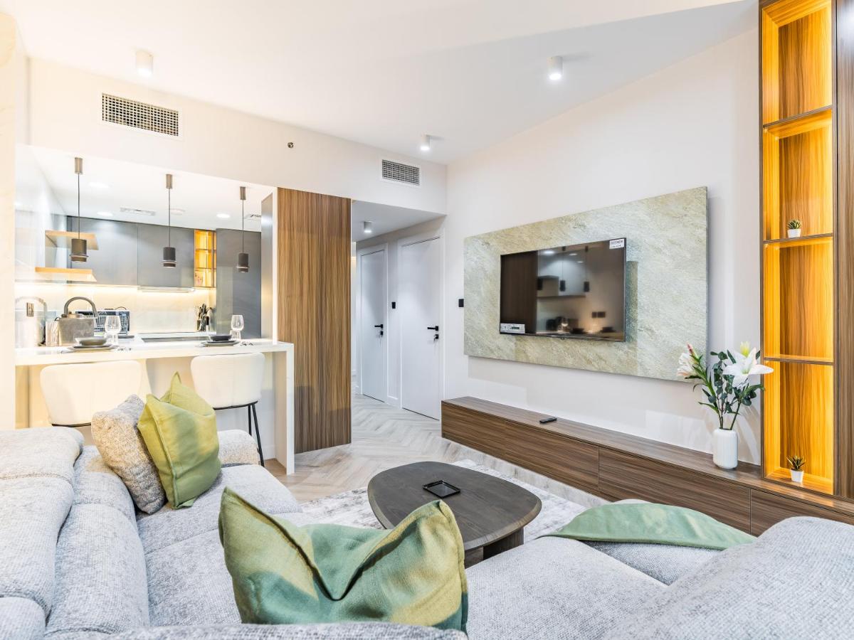 Waterfront 1BR- Time Place Dubai Marina-City Views - 3