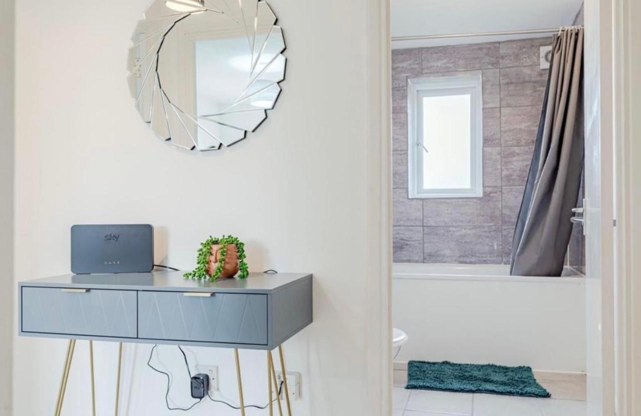 XL modern 1 bedroom apartment - 2