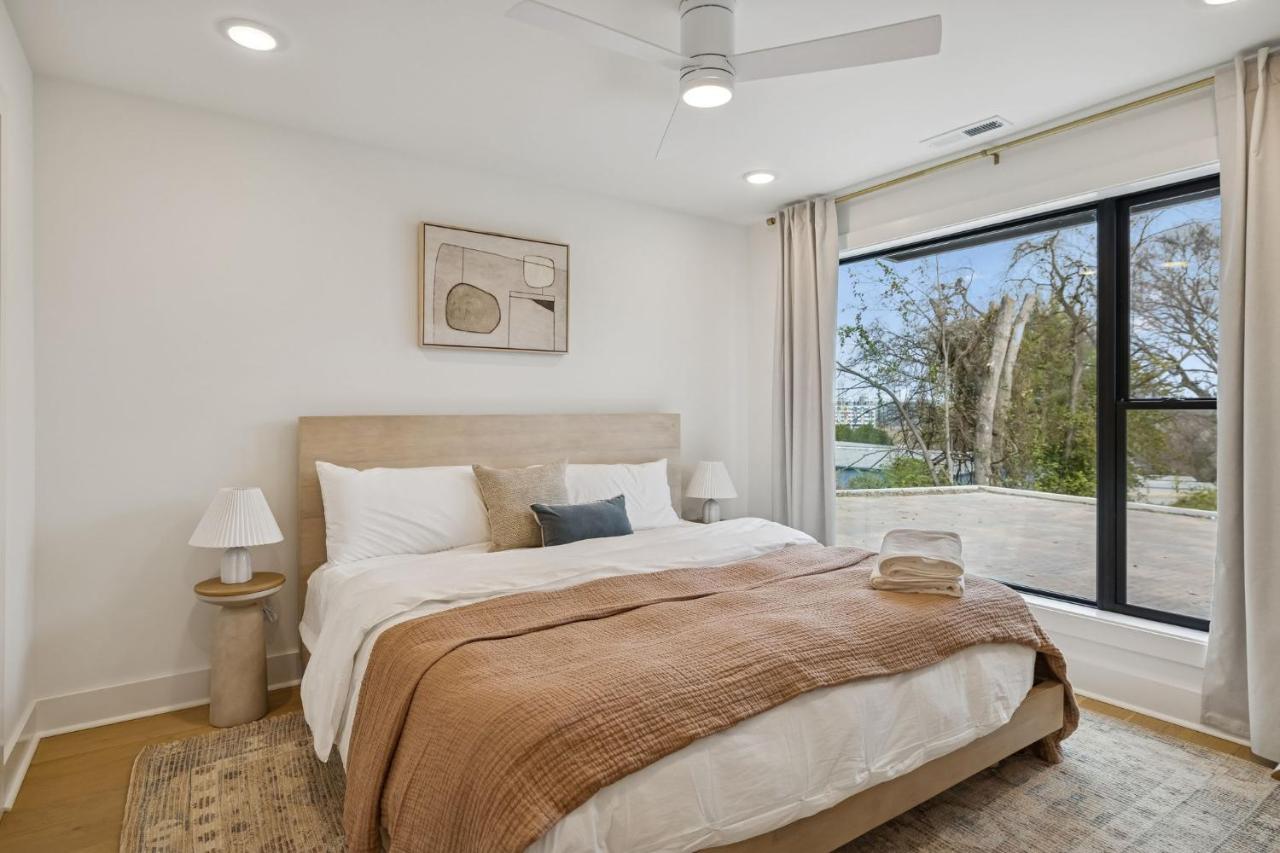 Chic Nash Townhouse Rooftop Patio and City Views - 4