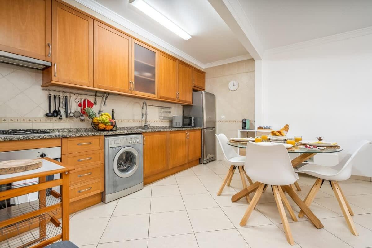 Bright & Comfortable Flat by HostWise - 3