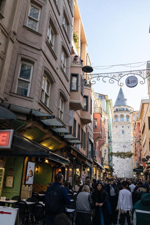 Galata Maison by Guest Teori