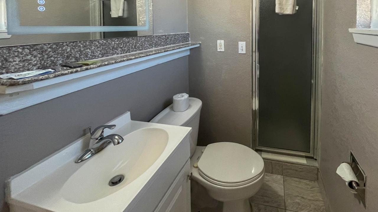 LAMESA MOTEL — photo 10
