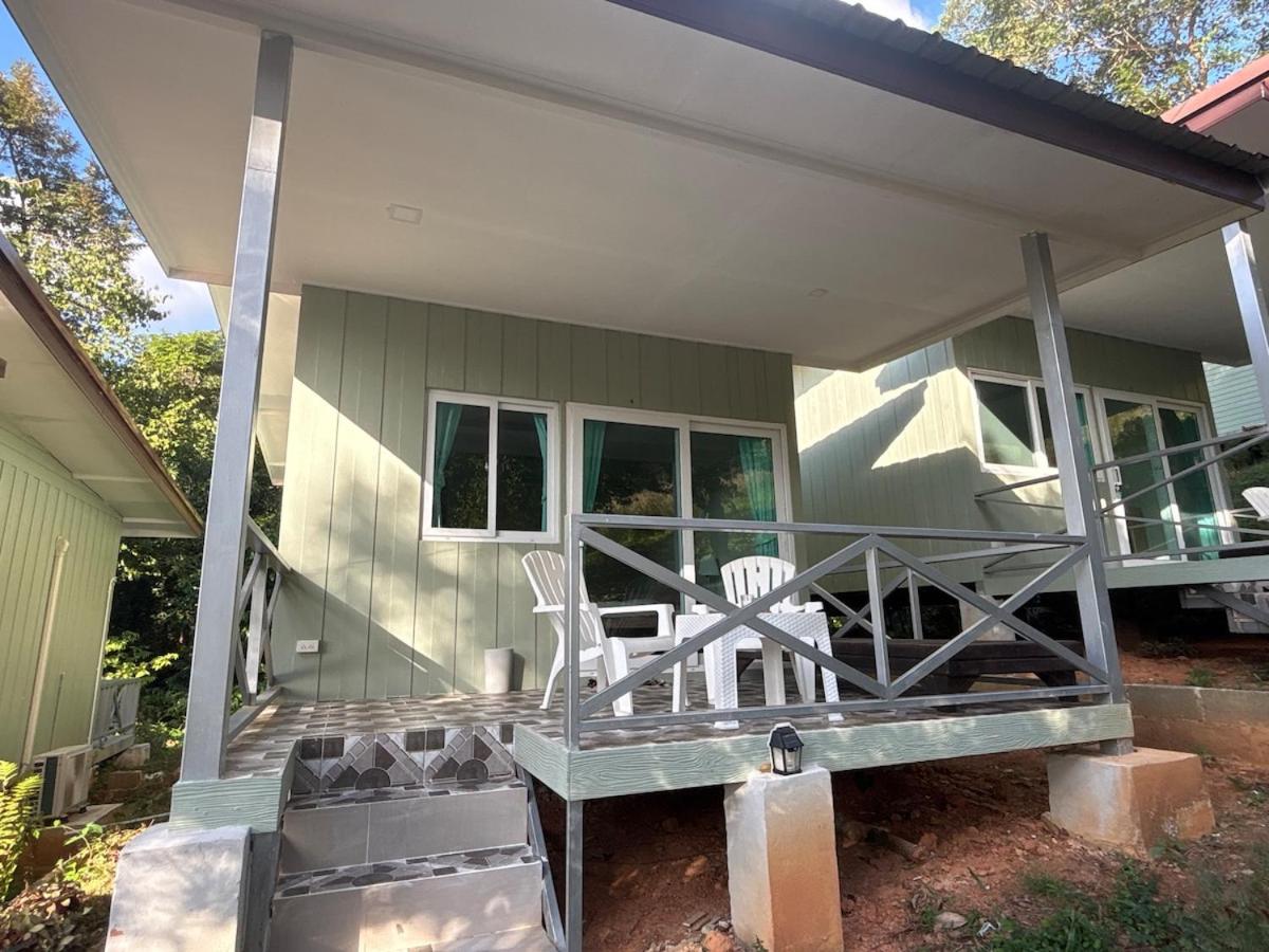 Little Bailan Retreat - Jungle & river view