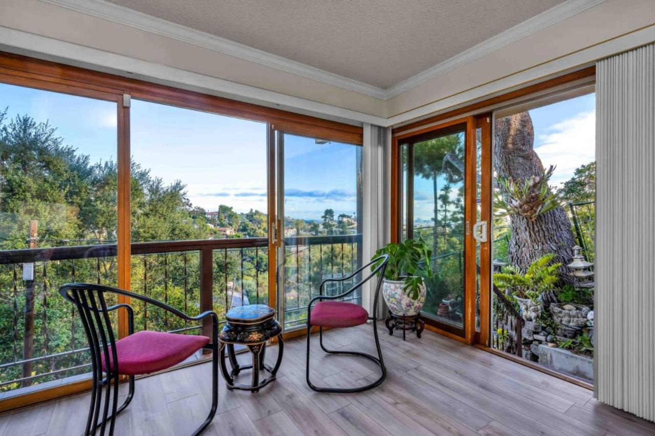 Secret Stairs Family - 4