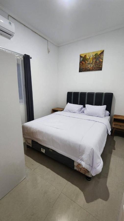 House of Tomolowicz - 2