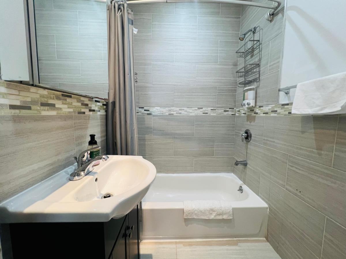 Cortland Manhattan Suites - 3