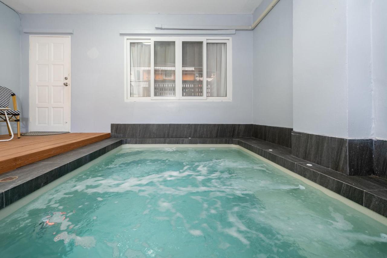 3BR pool at Bangla Patong reach beach in 5m walk - 4