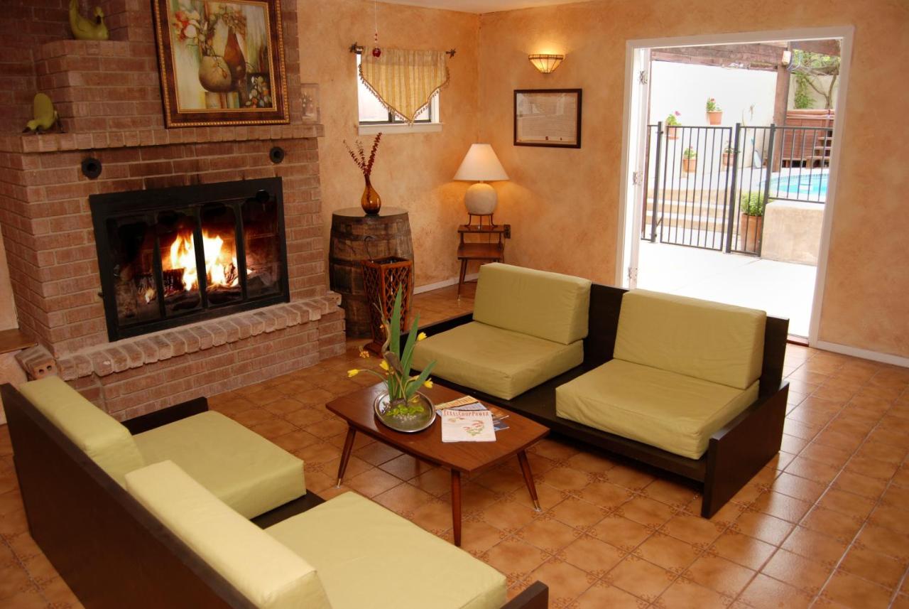 ArtisInn Bed & breakfast — photo 18