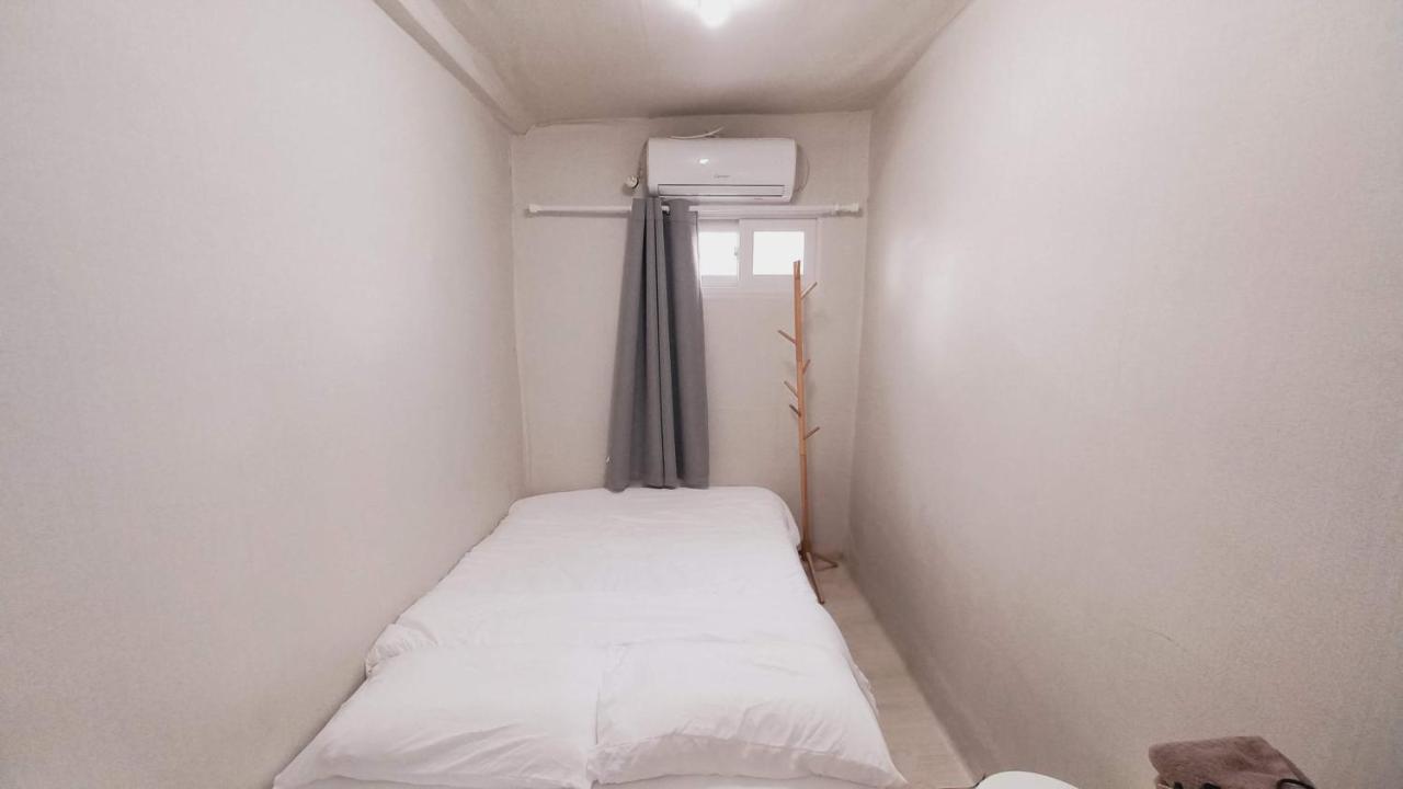 1965 Sinchon Inn - 5