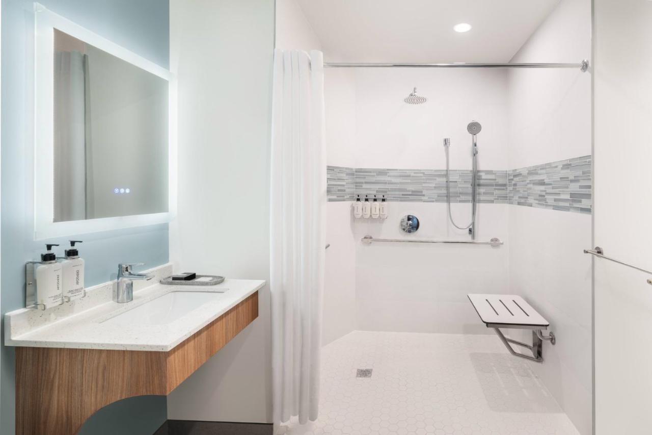 EVEN Hotel Long Island City - New York by IHG - 3