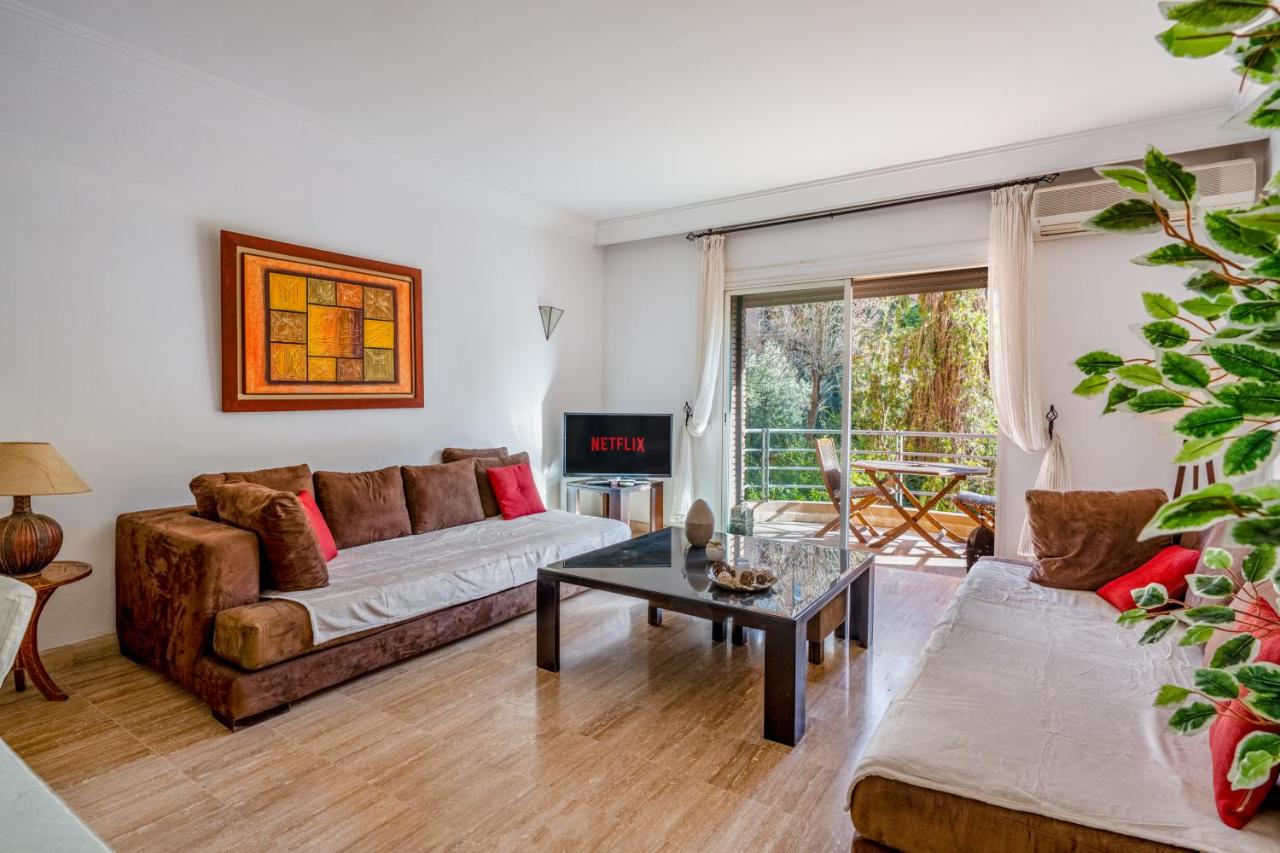 Bright & Cozy Appt with Exclusive Private terrace - 5