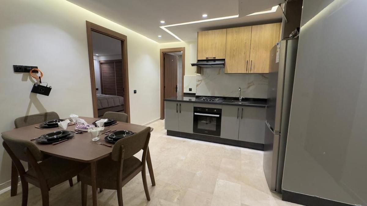 Stylish 1-Bed Retreat - 4