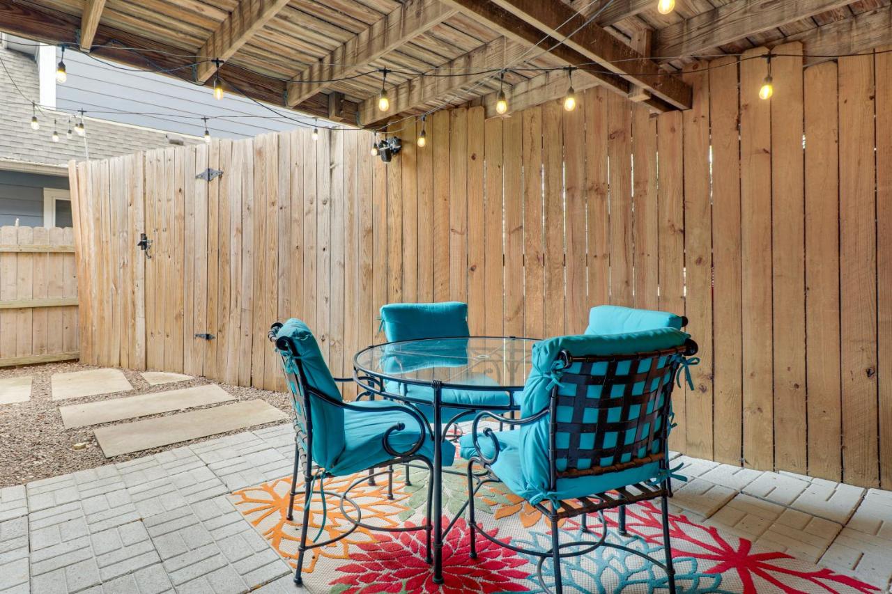 3 Mi to Dtwn Austin! Sleek Apt with Private Patio
