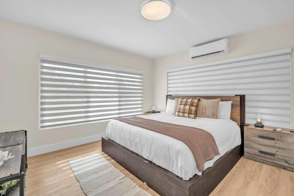 Tropical Park Oasis Peaceful Miami Family Home - 5