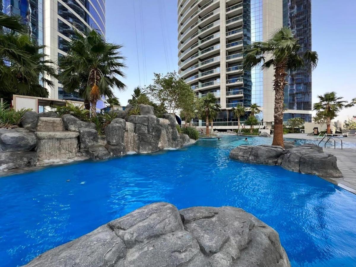 GuestReady - Chic Damac Paramount | Business Bay - 5