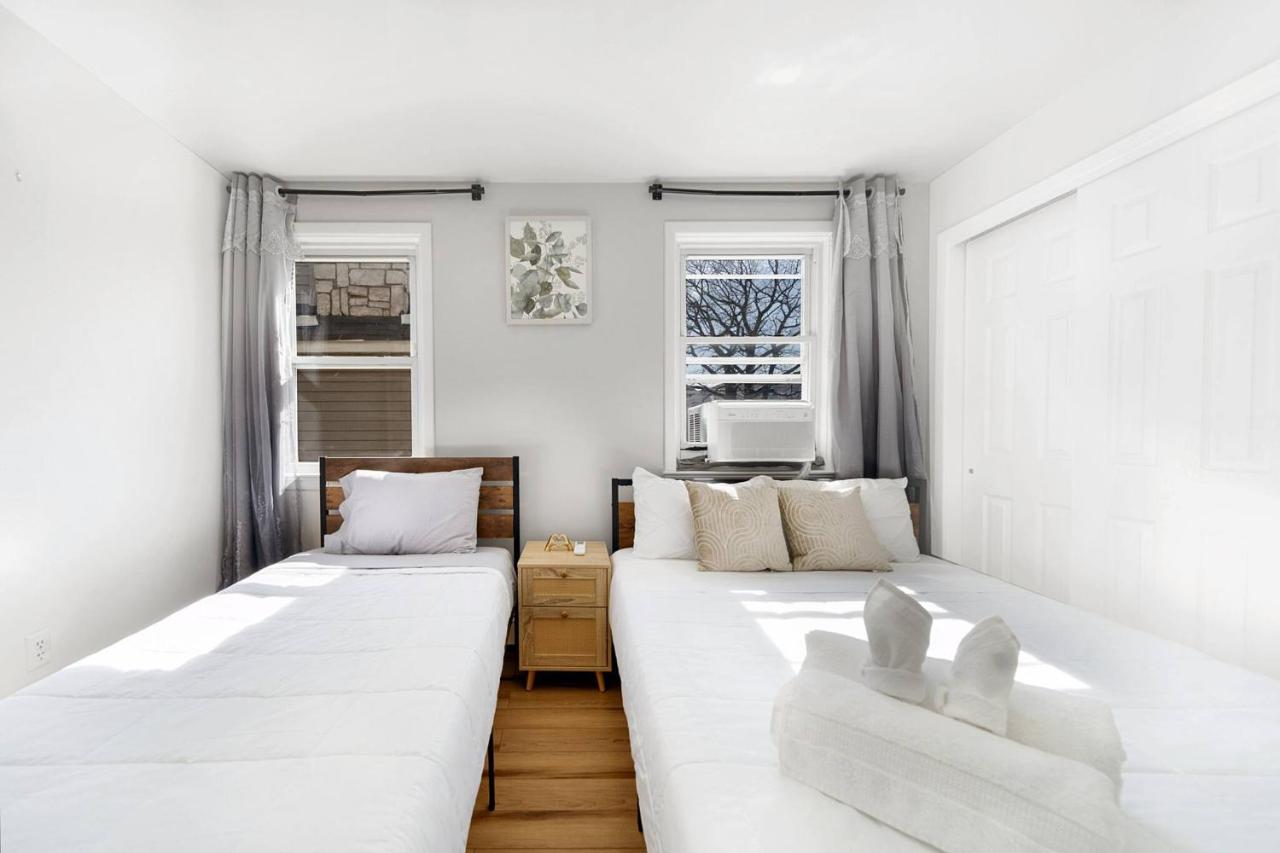 Family Villa Close to NYC Attractions and Airport - 2