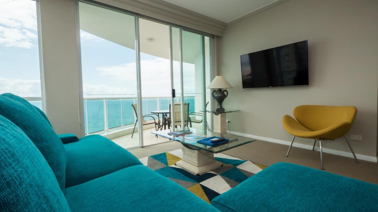 Pacific Views Resort photo