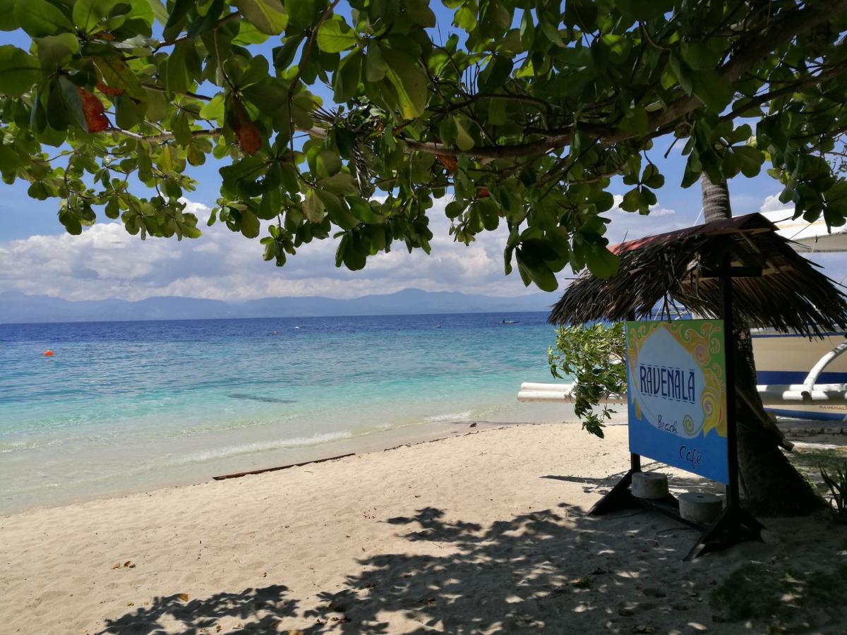 Image: Ravenala Beach Bungalows