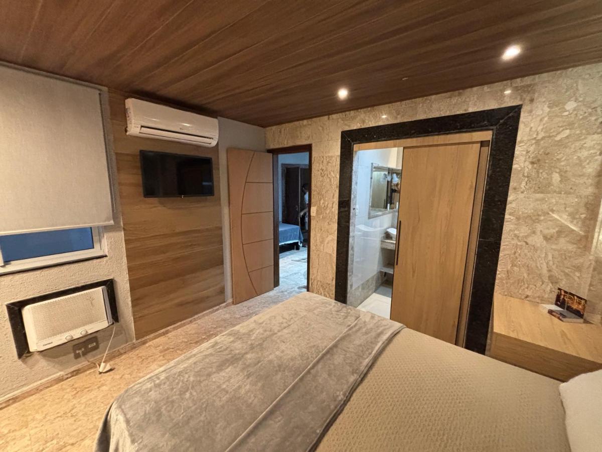 Ipanema Vinicius de Moraes II