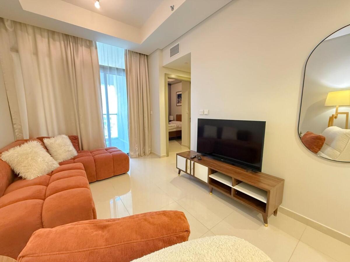 Cozy 2BHK - Sea View - 5