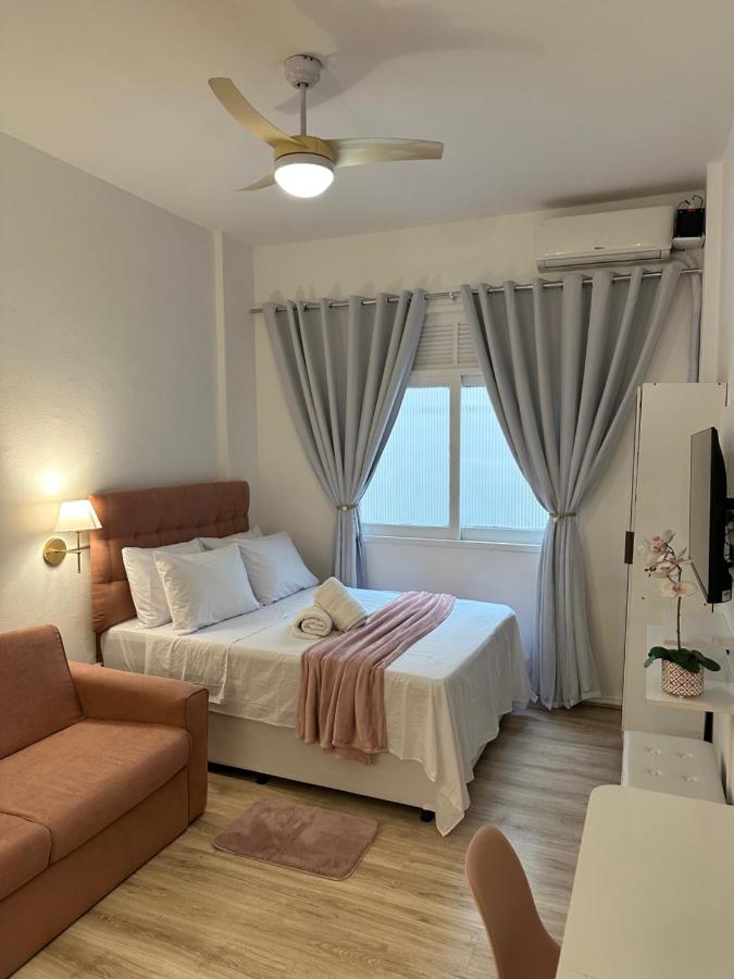 Luxo na Quadra da Praia em Copacabana - 4