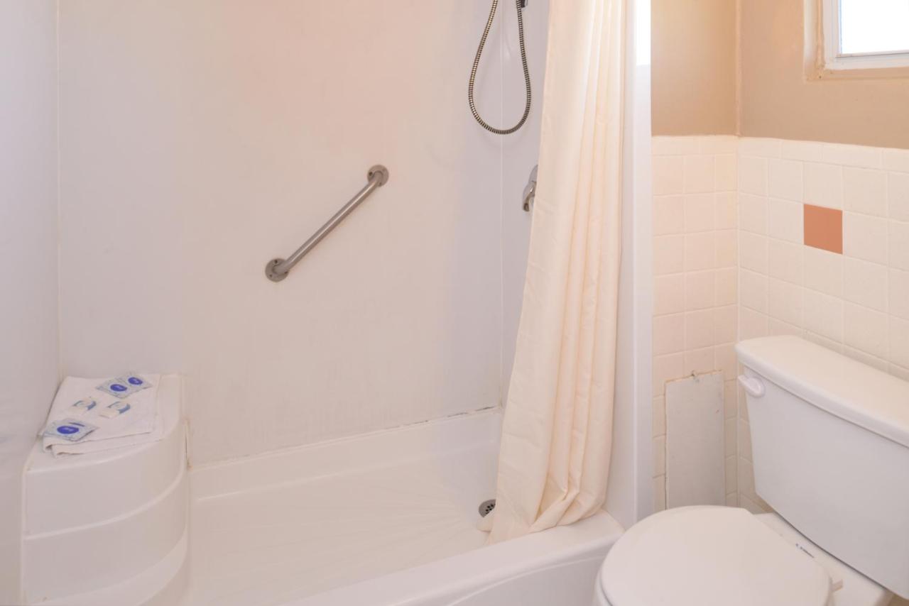Ranch House Motel — photo 18