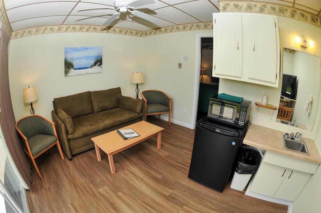 Friendship Oceanfront Suites — photo 4