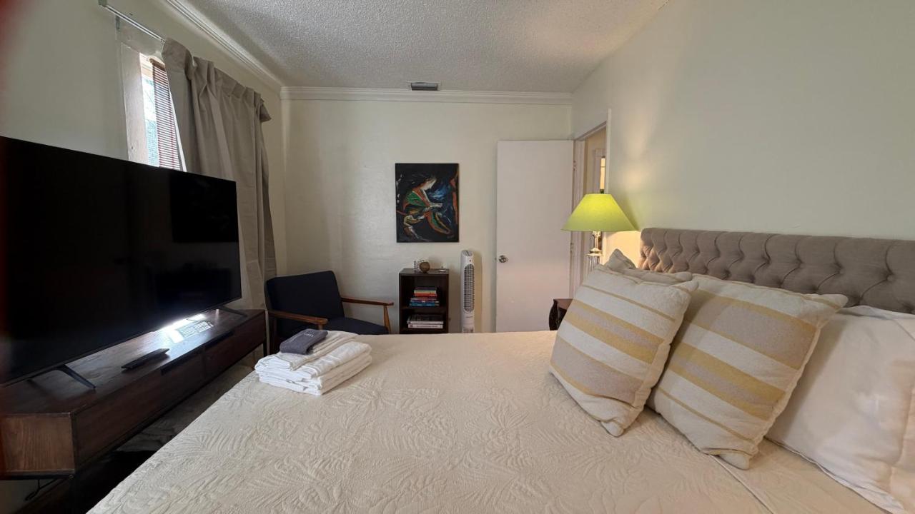 The Coconut Grove Hideaway - 5