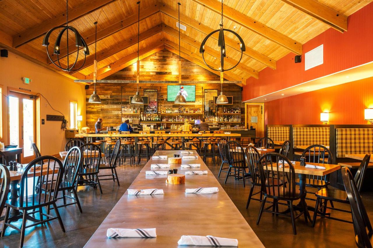 Rush Creek Lodge at Yosemite — photo 4