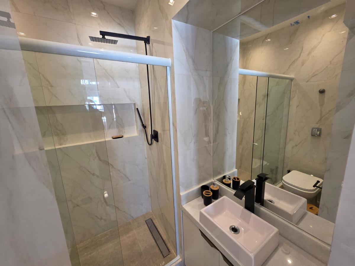 Copacabana 04 quartos Vista Mar com Varanda posto 2 - 3