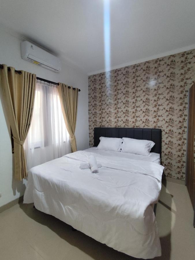 Royal villa nusa dua quiet 2BR with public pool - 2