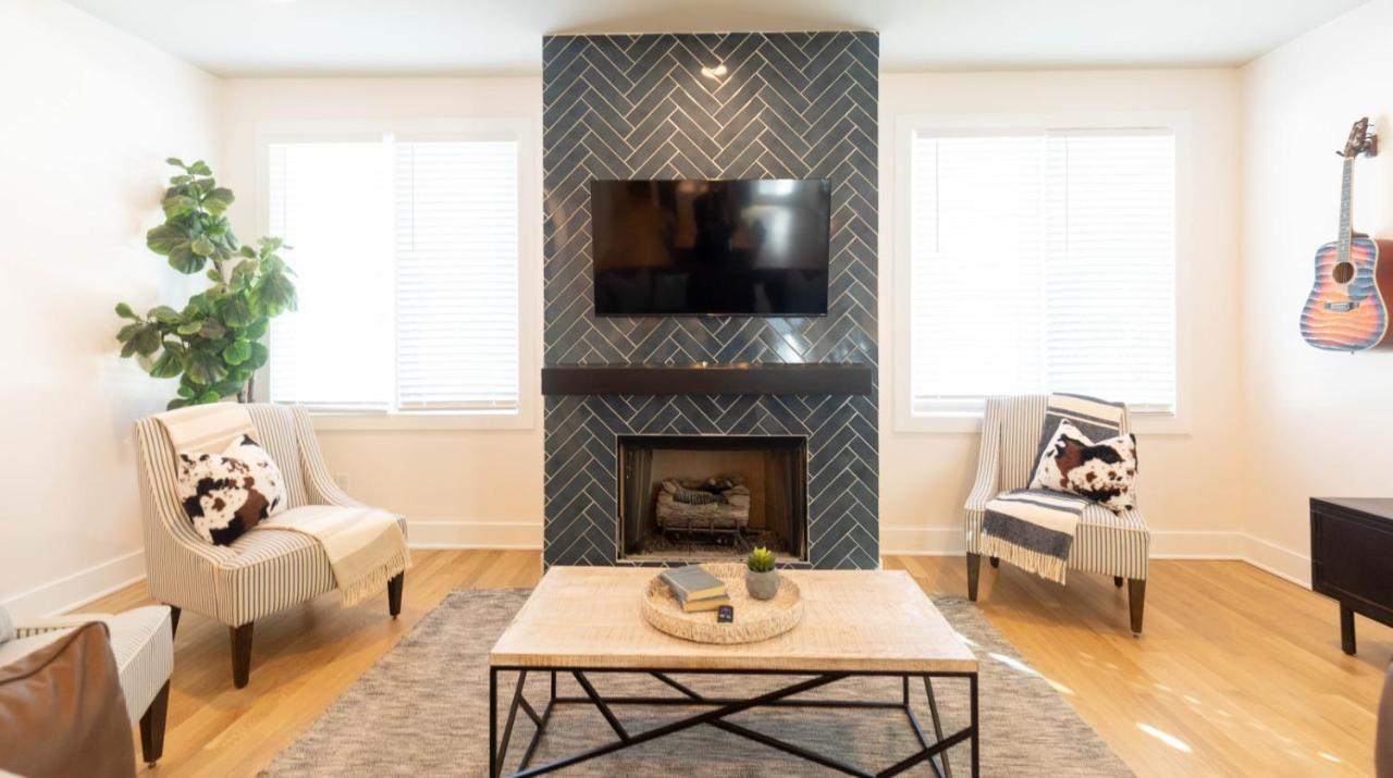 Modern Nashville Retreat 4 BR 3 5 BA Walk to East Nash Gems - 2