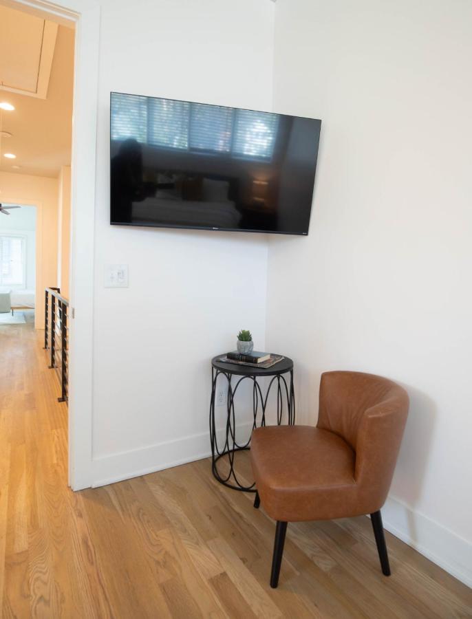 Modern Nashville Retreat 4 BR 3 5 BA Walk to East Nash Gems - 4