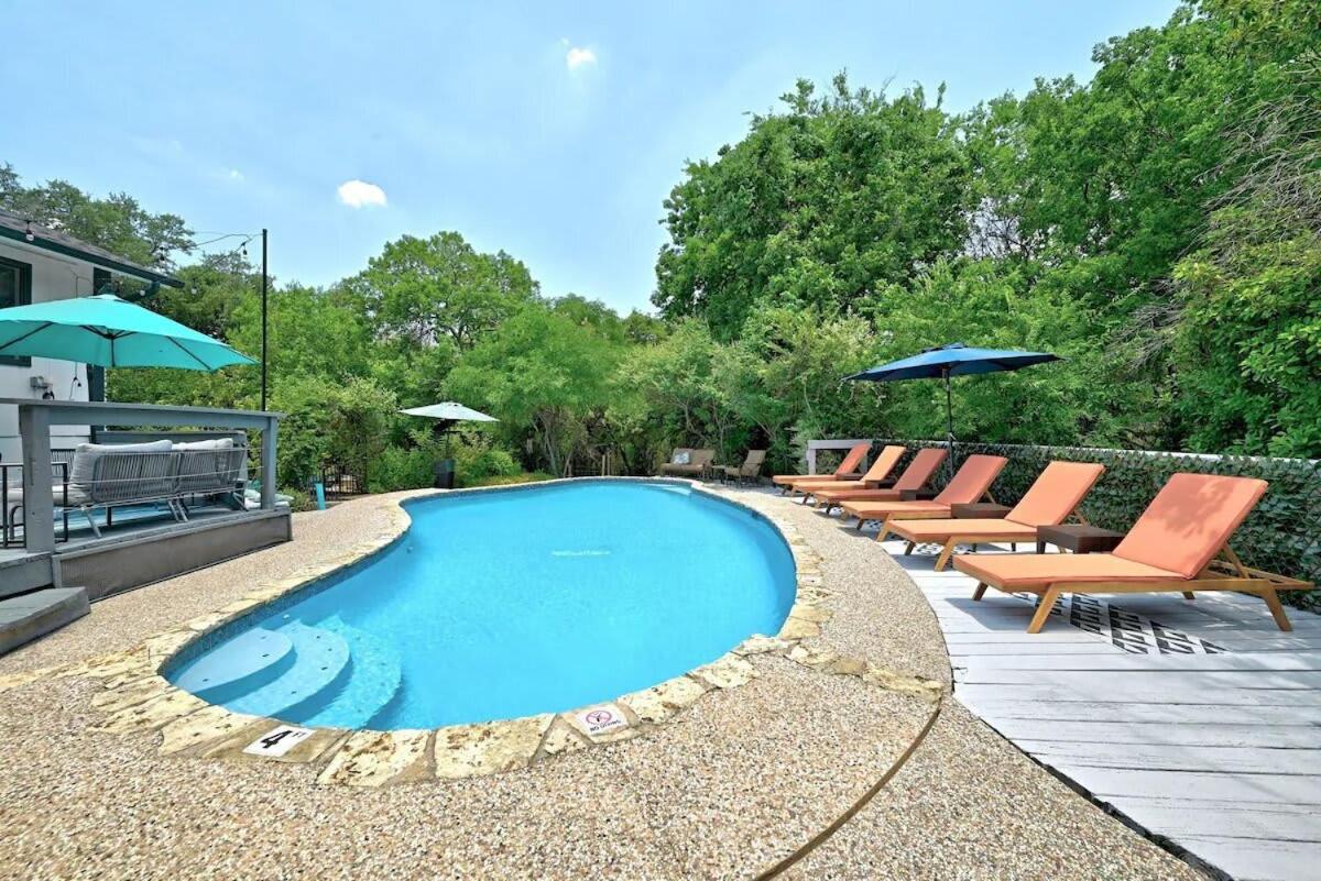 Modern 3BR 2BA Home in Vibrant Austin w Pool - 2