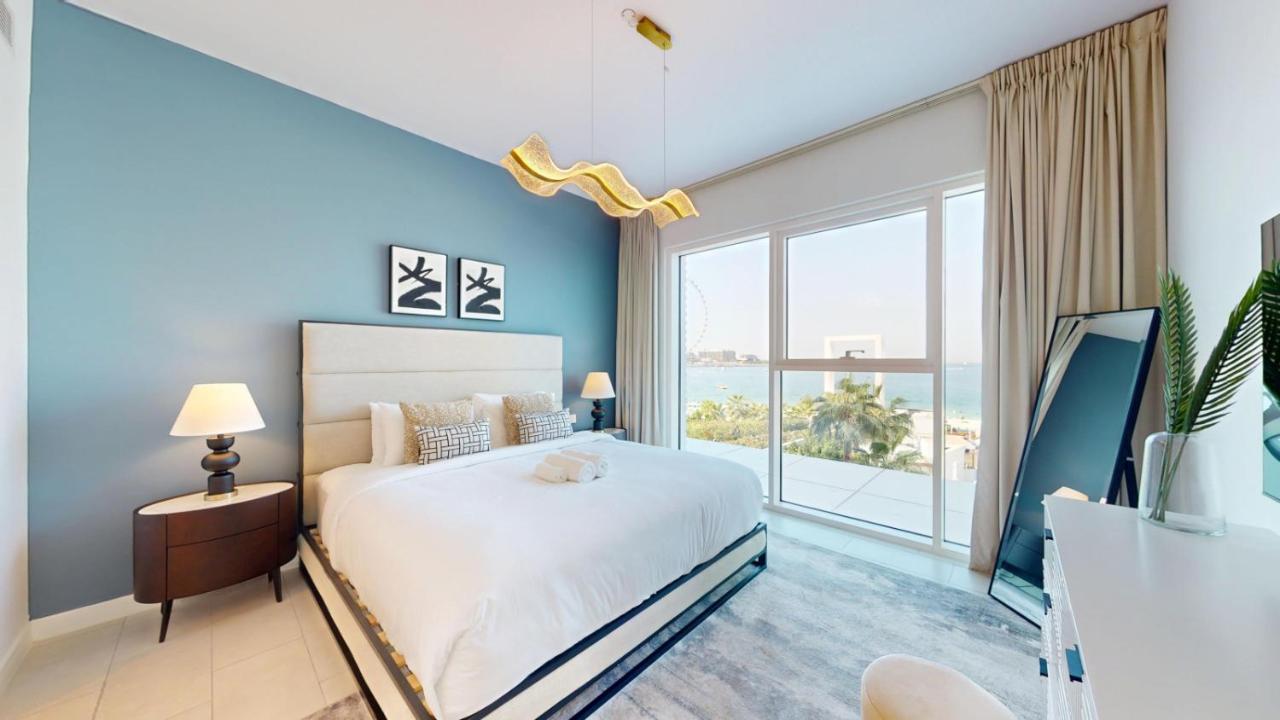 Vacationer Holiday Homes l Chic 2 Bedroom l Sea Views l Private Beach Access - 2