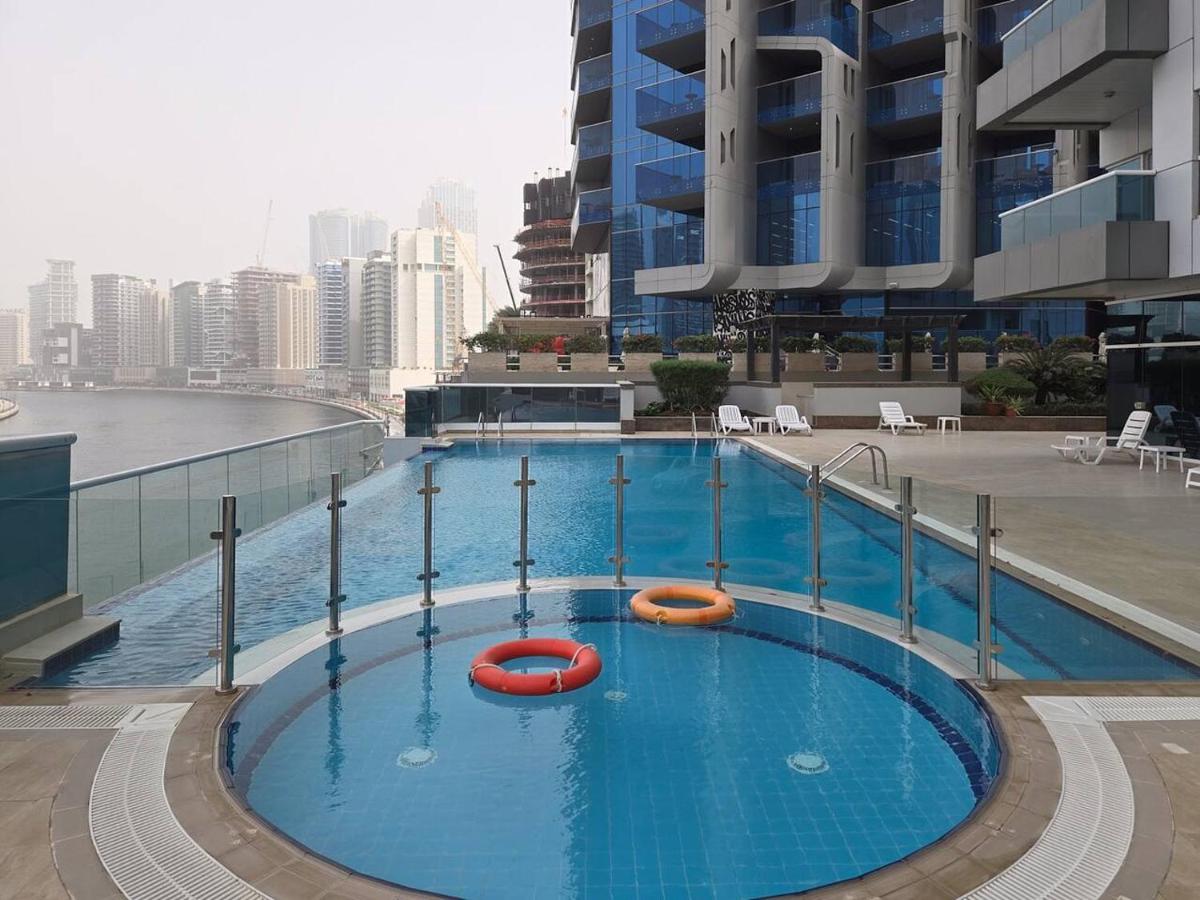 Business Bay 1 BR on Canal 7 min to Dubai Mall - 4