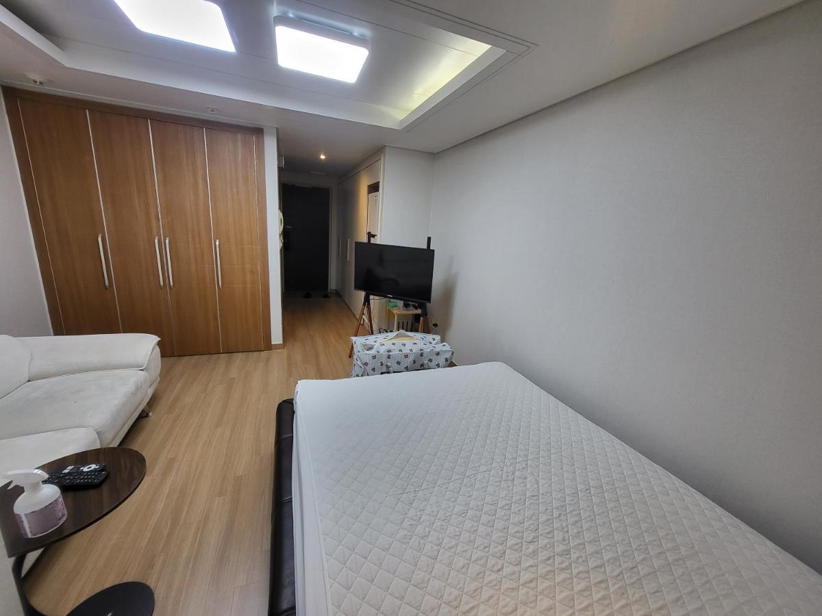 4-2431 #Gangnam Stn, 5-min #Yeoksam Stn, 3-min #OTT - 2