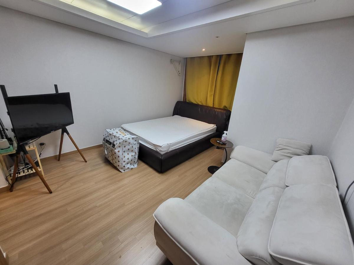 4-2431 #Gangnam Stn, 5-min #Yeoksam Stn, 3-min #OTT - 5