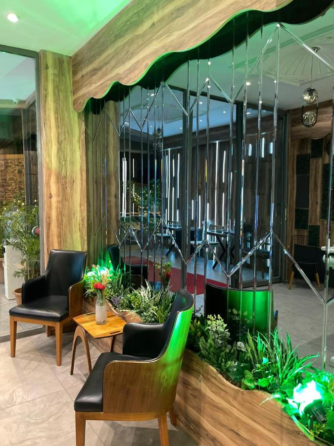 Aymira Suite Hotel - 4