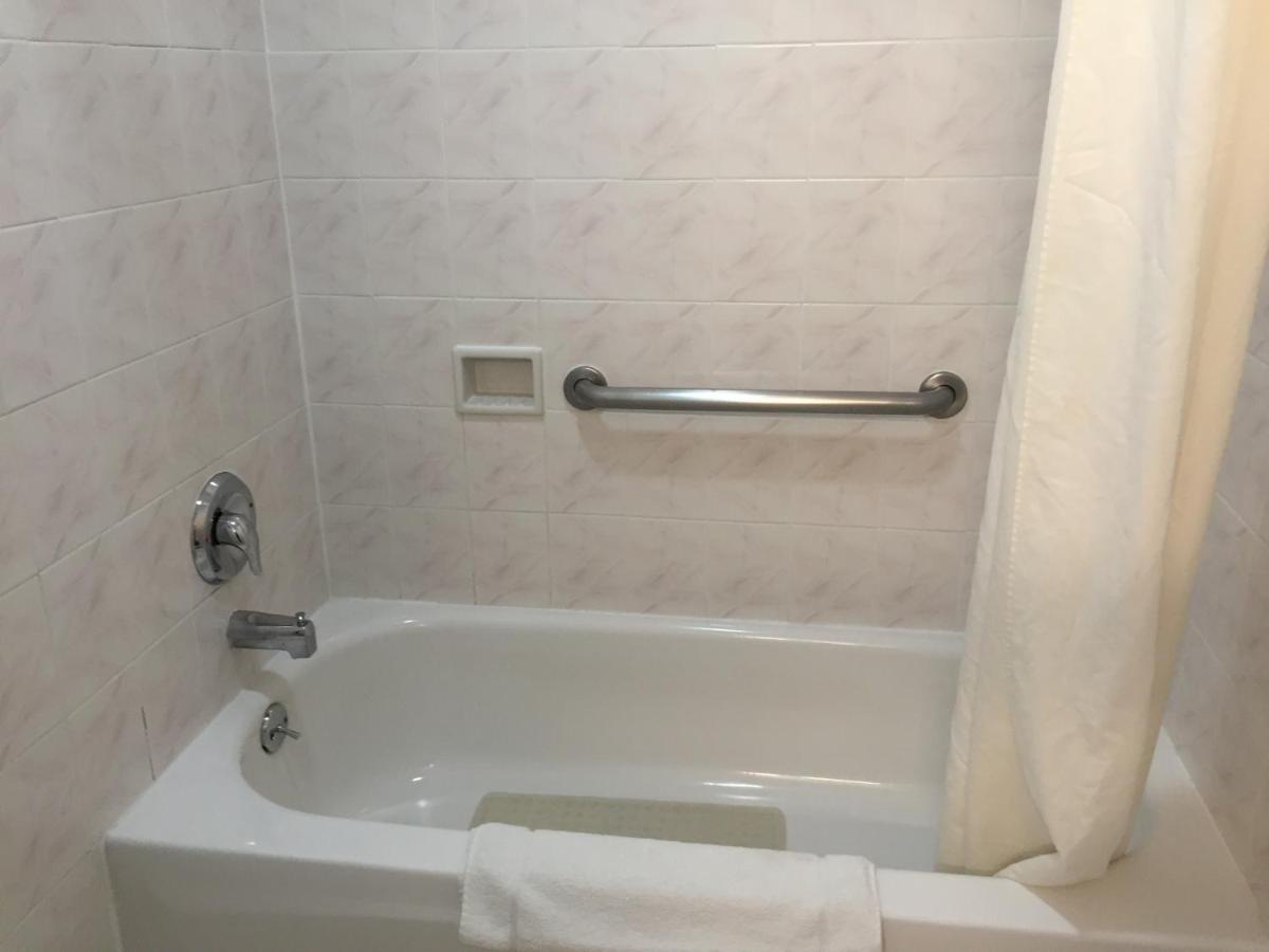 Regency Inn at San Francisco Airport — photo 19