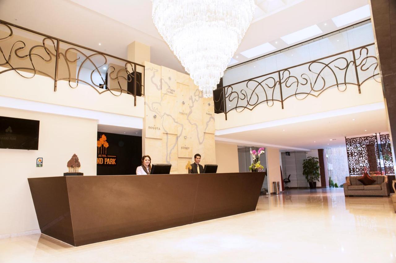 Hotel Grand Park photo