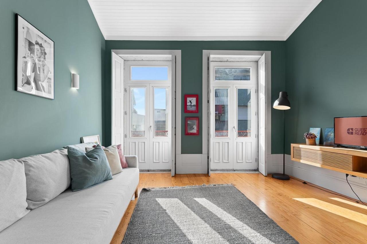 GuestReady-Cozy Duplex in Porto's Vibrant Heart