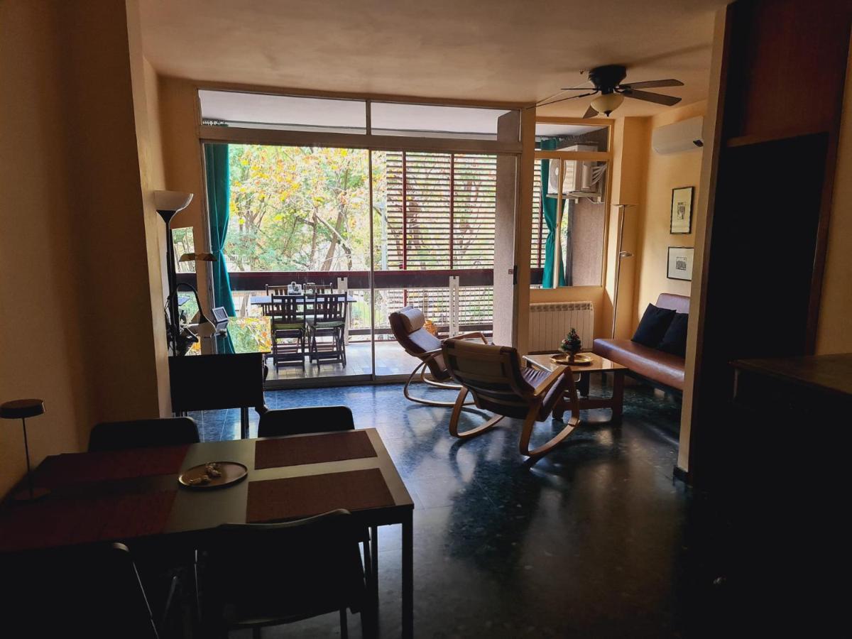 Josep Tarradellas 80 - 4